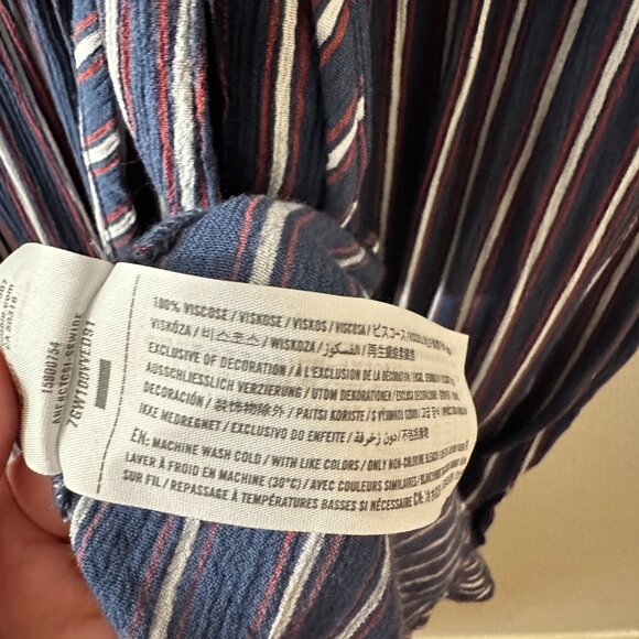 Abercrombie & Fitch Maxi Dress LARGE Blue Stripe Cutout Front Summer Vacation - Picture 6 of 8